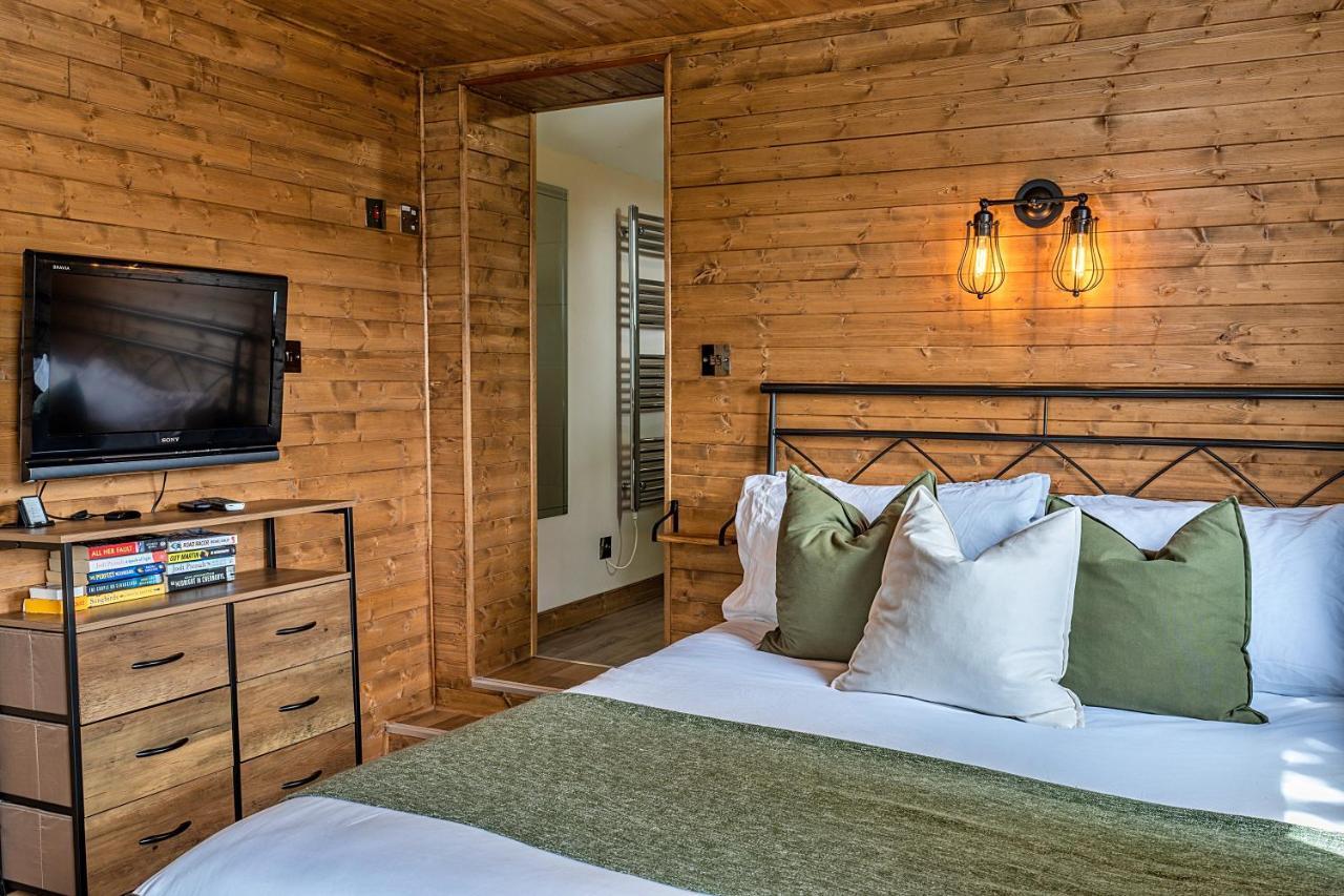Finest Retreats - Trevoya Cabin 朗斯顿 外观 照片