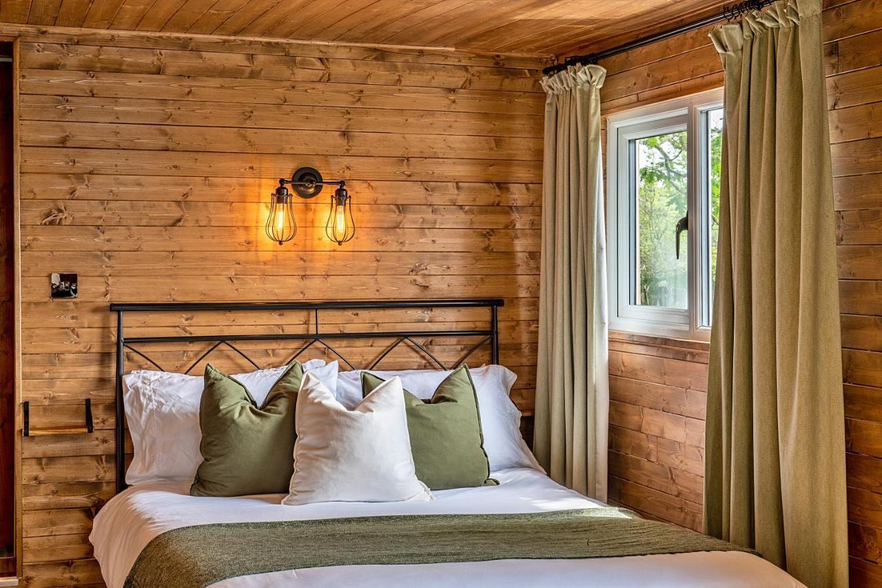 Finest Retreats - Trevoya Cabin 朗斯顿 外观 照片